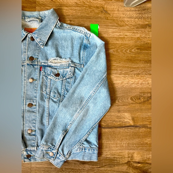 Vintage Levi’s Denim Trucker Jacket XL – Thrashed & Distressed - Picture 5 of 8